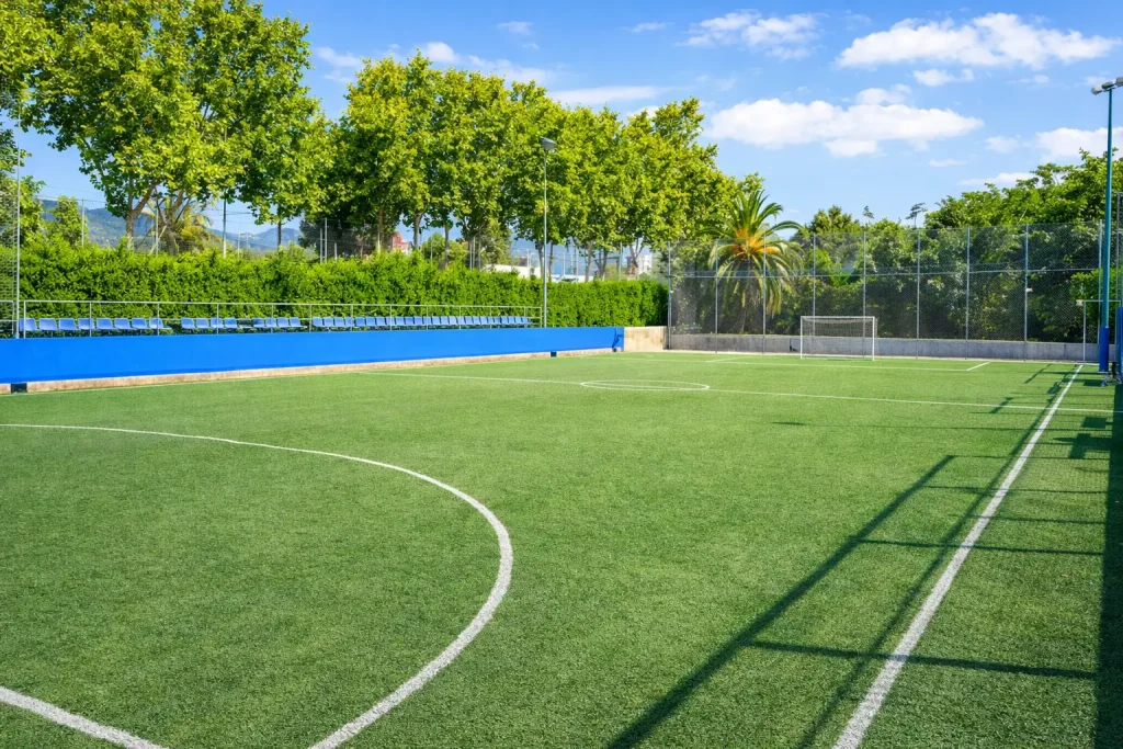 Campo de fútbol sala en hierba en las instalaciones del Club Esportiu Laietà